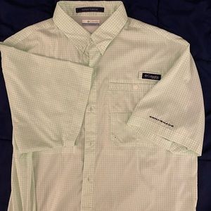 Mens Columbia Omnishade shirt size L